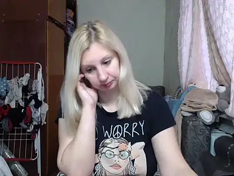 Snapshot of BustyBlond chatting on February 21, 2025, 3:10 pm BustyBlond online show from February 21, 2025, 3:10 pm