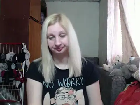 Snapshot of BustyBlond chatting on March 18, 2025, 3:31 pm BustyBlond online show from March 18, 2025, 3:31 pm