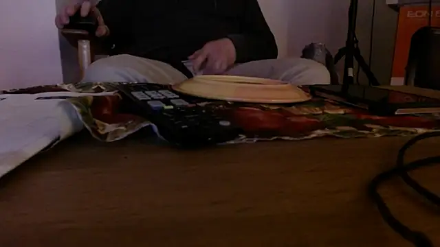 Snapshot of Cordt27 chatting on November 14, 2025, 7:12 pm Cordt27 online show from November 14, 2025, 7:12 pm