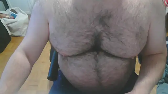 mikeyhotbear online show from January 13, 2026, 5:18 pm