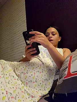 Snapshot of RuggyRackz chatting on November 5, 2025, 4:12 am RuggyRackz online show from November 5, 2025, 4:12 am