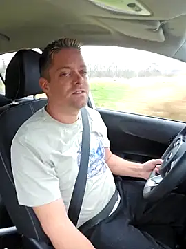 Trucker Hunter online show from February 8, 2025, 12:06 pm