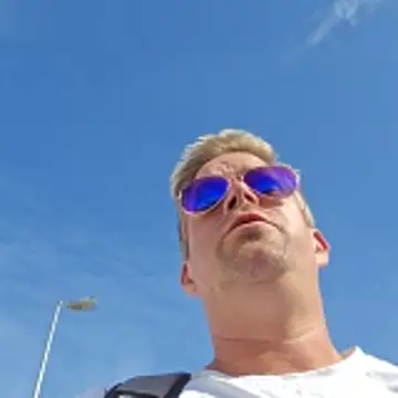 Trucker Hunter online show from October 27, 2025, 4:00 pm