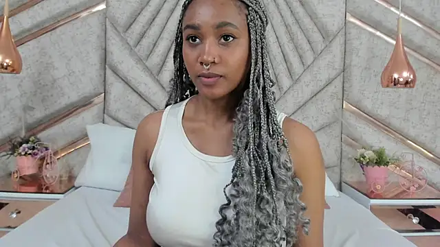 Snapshot of AgataRinaldi chatting on February 26, 2025, 1:21 am AgataRinaldi online show from February 26, 2025, 1:21 am