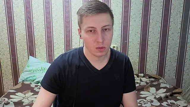 darienlarge online show from February 8, 2026, 3:10 am