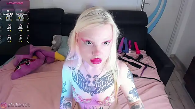 Snapshot of HelenGoat chatting on December 2, 2024, 7:25 am HelenGoat online show from December 2, 2024, 7:25 am