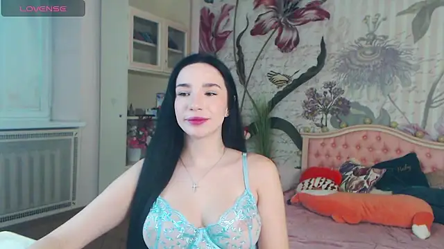 AliciaBow online show from December 20, 2024, 1:22 pm