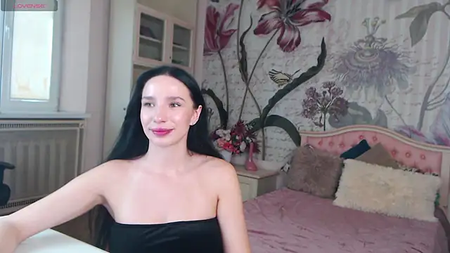 AliciaBow online show from September 20, 2025, 2:18 pm