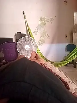 JOHN GOSTOSO online show from December 1, 2025, 4:34 pm