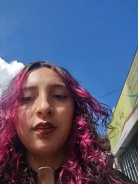  Laary online show from November 23, 2025, 7:35 pm