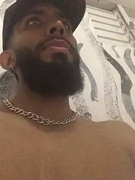 Snapshot of Alessandro__Rossi chatting on January 18, 2025, 11:55 pm Alessandro  Rossi online show from January 18, 2025, 11:55 pm