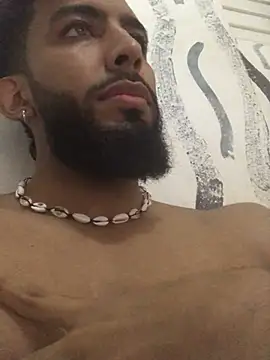 Snapshot of Alessandro__Rossi chatting on February 5, 2025, 2:05 pm Alessandro  Rossi online show from February 5, 2025, 2:05 pm