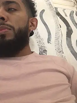 Snapshot of Alessandro__Rossi chatting on February 14, 2025, 7:12 pm Alessandro  Rossi online show from February 14, 2025, 7:12 pm