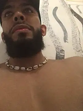 Snapshot of Alessandro__Rossi chatting on February 18, 2025, 5:31 pm Alessandro  Rossi online show from February 18, 2025, 5:31 pm