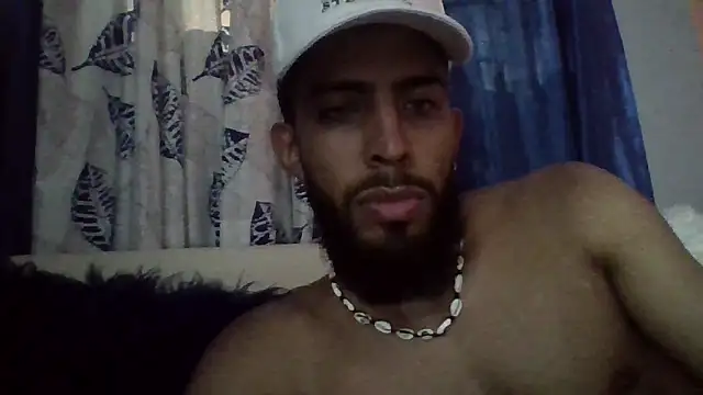 Snapshot of Alessandro__Rossi chatting on March 6, 2025, 11:31 pm Alessandro  Rossi online show from March 6, 2025, 11:31 pm