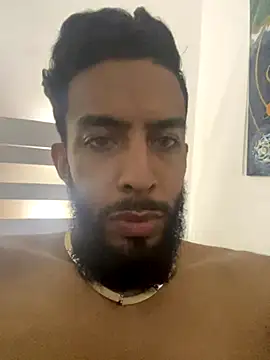 Snapshot of Alessandro__Rossi chatting on October 17, 2025, 12:01 am Alessandro  Rossi online show from October 17, 2025, 12:01 am