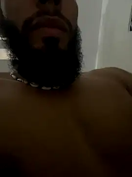 Alessandro  Rossi online show from November 12, 2025, 9:47 pm