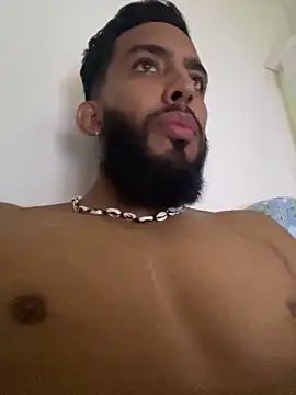 Alessandro  Rossi online show from February 4, 2026, 3:51 pm