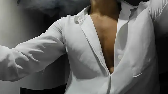 crazylatinguyy online show from November 29, 2025, 8:17 am