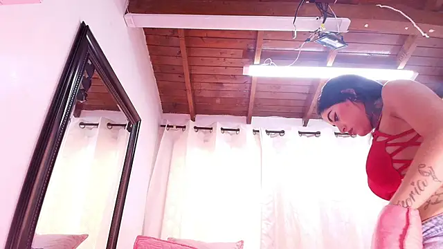 danna berlin  online show from January 12, 2025, 7:21 pm