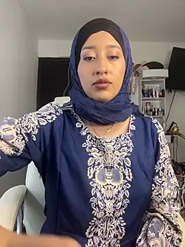 Snapshot of adila_anich chatting on December 12, 2024, 11:03 pm adila anich online show from December 12, 2024, 11:03 pm