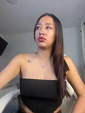 Snapshot of adila_anich chatting on March 8, 2025, 11:28 pm adila anich online show from March 8, 2025, 11:28 pm