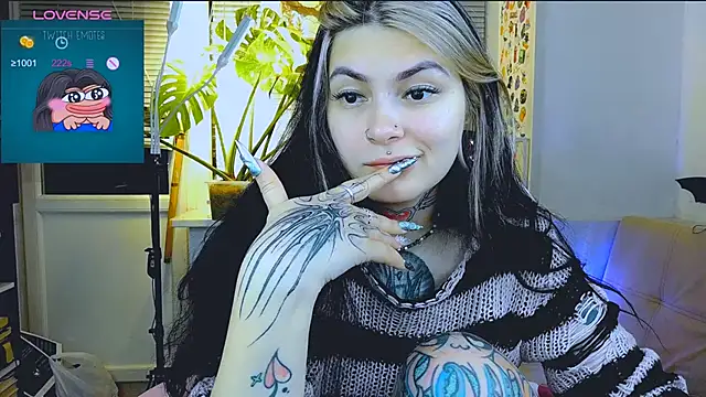 jelya sg online show from December 16, 2024, 2:05 pm