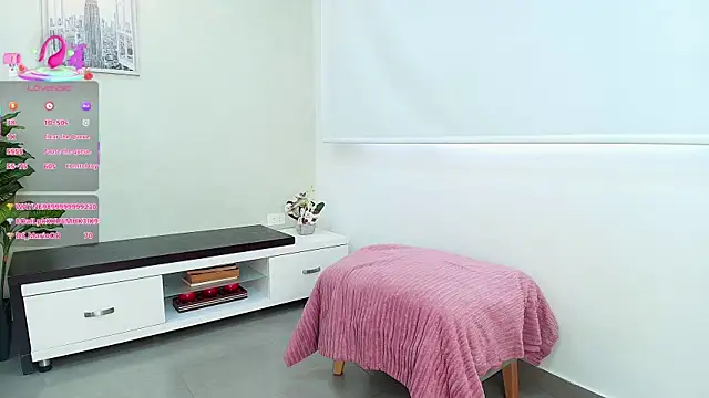 Sassy--Girl online show from October 10, 2025, 6:51 pm