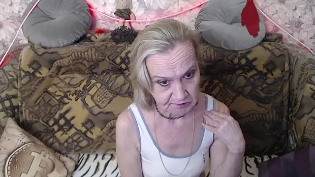 MissBekker online show from January 19, 2025, 7:04 pm