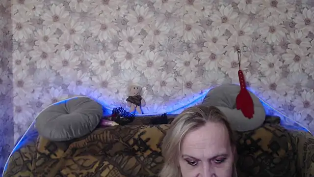 MissBekker online show from March 7, 2025, 7:19 am