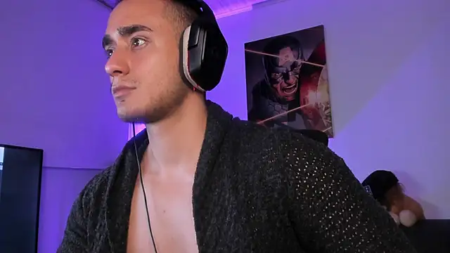 AlexRivera6 online show from December 25, 2024, 12:37 am