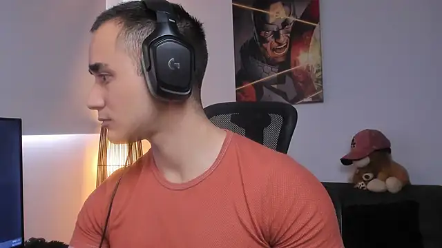 AlexRivera6 online show from December 30, 2024, 1:47 pm