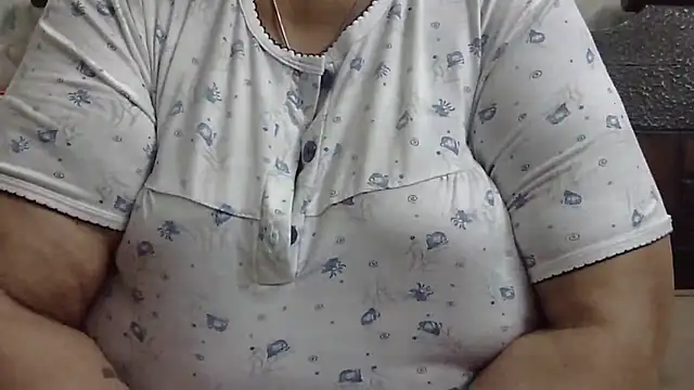 Snapshot of Kavya_XX chatting on April 30, 2026, 10:10 am Kavya XX online show from April 30, 2026, 10:10 am