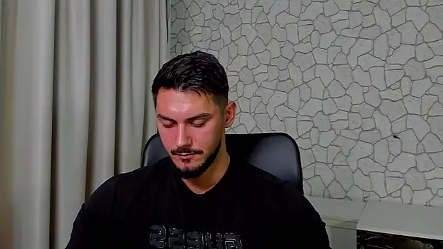 Snapshot of ClintMasters chatting on October 21, 2025, 4:46 am ClintMasters online show from October 21, 2025, 4:46 am