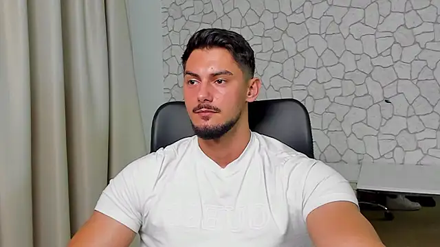 Snapshot of ClintMasters chatting on November 16, 2025, 5:02 am ClintMasters online show from November 16, 2025, 5:02 am