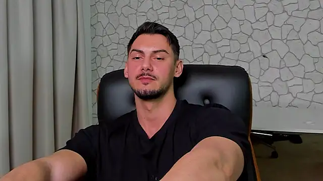 Snapshot of ClintMasters chatting on February 9, 2026, 7:01 am ClintMasters online show from February 9, 2026, 7:01 am