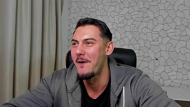 Snapshot of ClintMasters chatting on March 3, 2026, 5:57 am ClintMasters online show from March 3, 2026, 5:57 am