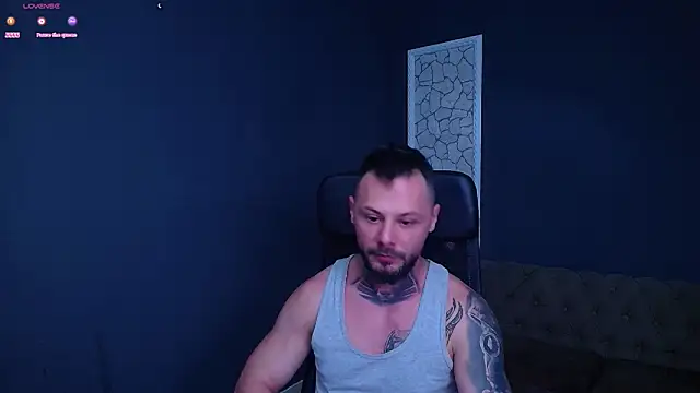 Snapshot of BrianHunts chatting on November 16, 2025, 5:57 am BrianHunts online show from November 16, 2025, 5:57 am