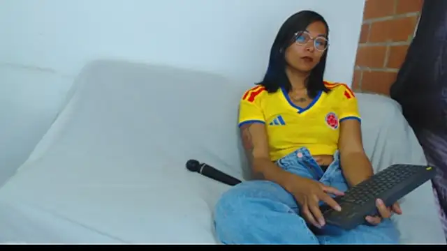 Sofynix online show from June 17, 2026, 3:46 pm
