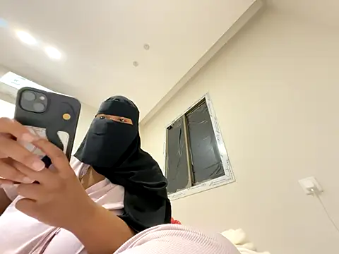 Submissive Arab online show from December 20, 2025, 10:39 pm