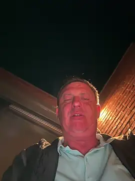 Ilikegranny666 online show from April 16, 2026, 8:20 pm