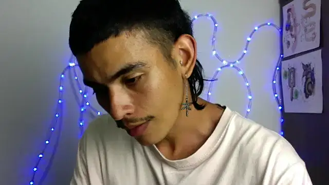 sorry-mom69 online show from November 28, 2025, 2:03 am