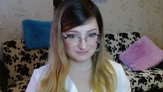 Arielsssplash online show from October 1, 2025, 6:52 am