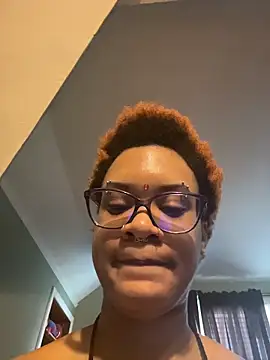 nickytheehawtie online show from March 6, 2026, 2:46 pm