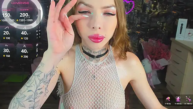 ArielSpell online show from April 4, 2026, 9:23 pm