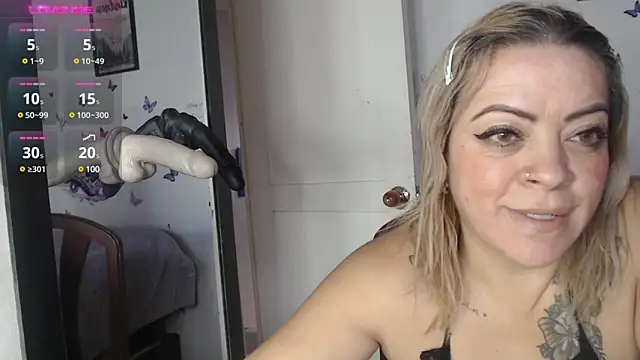 LIila28six online show from January 29, 2025, 12:56 pm