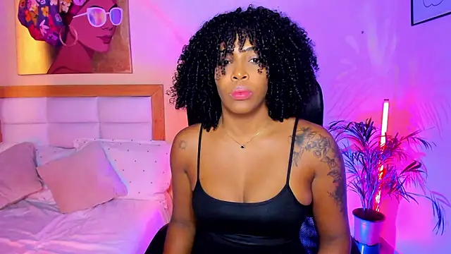 Snapshot of AitanaBrown_ chatting on February 22, 2026, 3:21 pm AitanaBrown online show from February 22, 2026, 3:21 pm