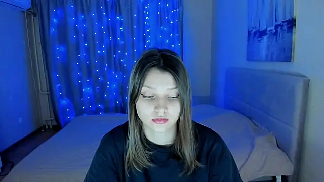 SoniNesti online show from December 14, 2024, 3:36 pm