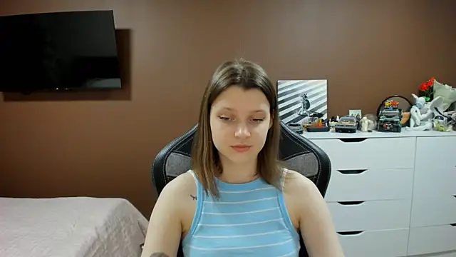 SoniNesti online show from April 15, 2026, 2:46 pm