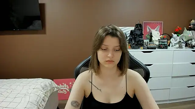 Snapshot of SoniNesti chatting on July 23, 2026, 3:43 pm SoniNesti online show from July 23, 2026, 3:43 pm